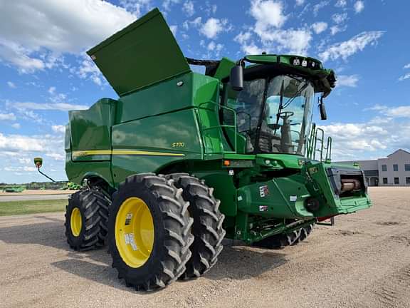 John Deere Combines