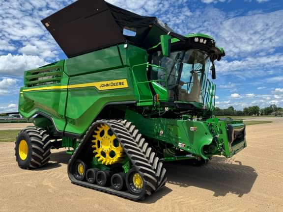 2023 John Deere X9 1100