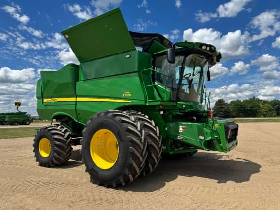 2023 John Deere S770