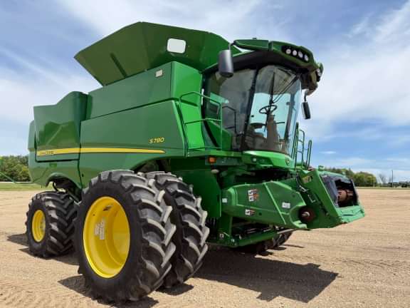 2021 John Deere S780