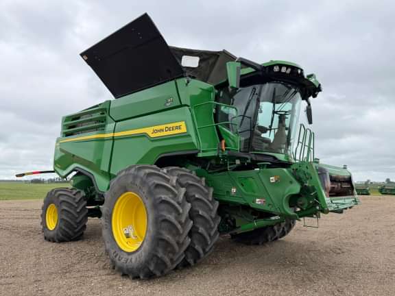 2022 John Deere X9 1000