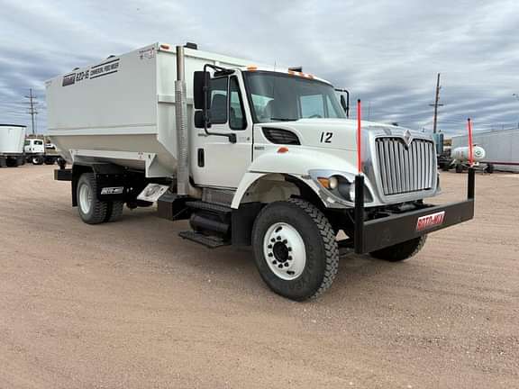 Side view of the truck.