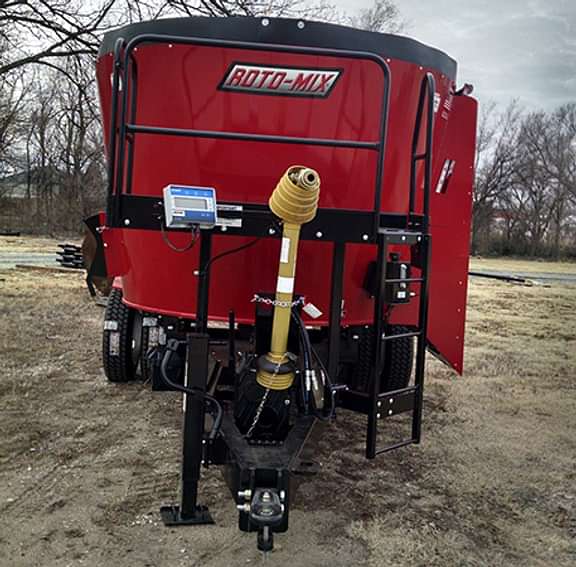 745 mixer trailer front view.