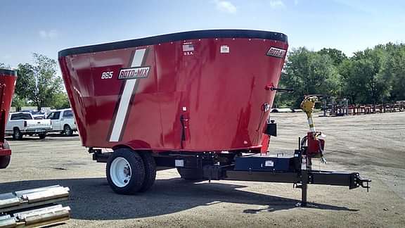 865 trailer from the front and side view.